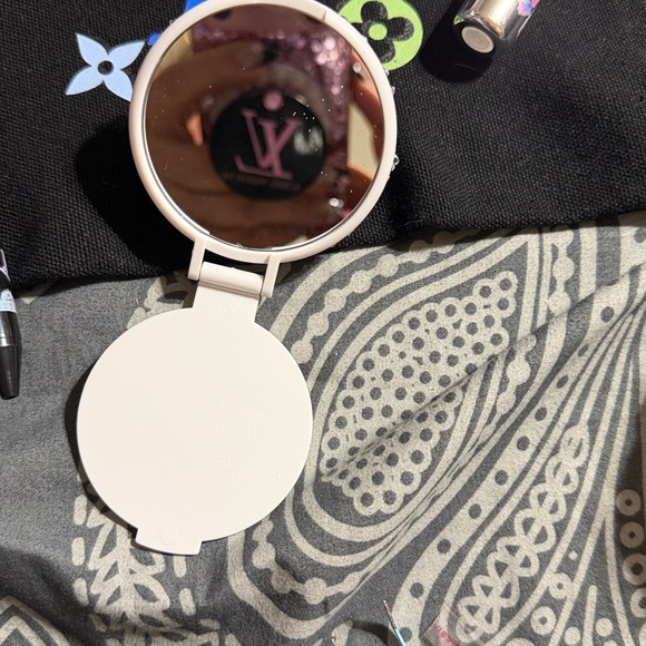 Multicolor 5 piece Accessory Set. - Picture 6 of 6